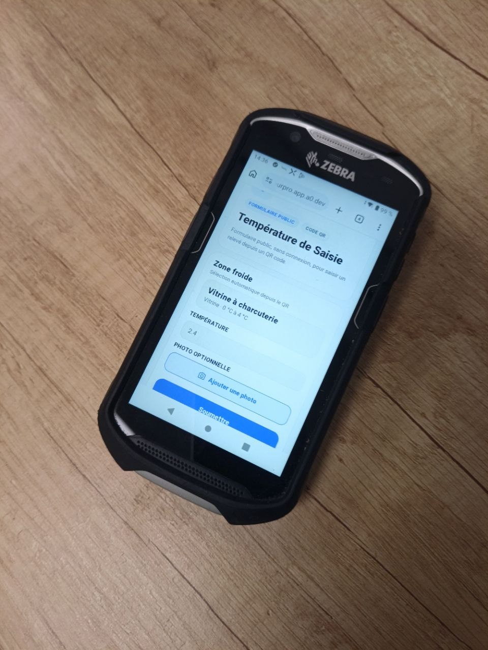Terminal Zebra affichant le formulaire de relevé Nettoyeur Pro